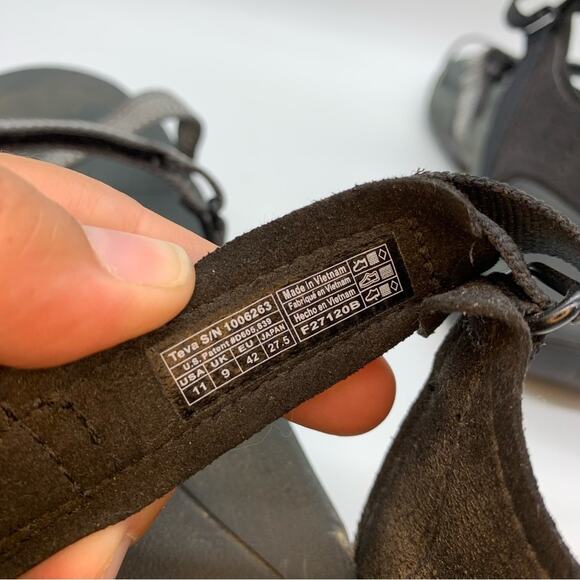 Teva Verra Ankle Strap Nylon Sandals Black/Grey Size 11 Outdoor Gorpcore River - Picture 8 of 9